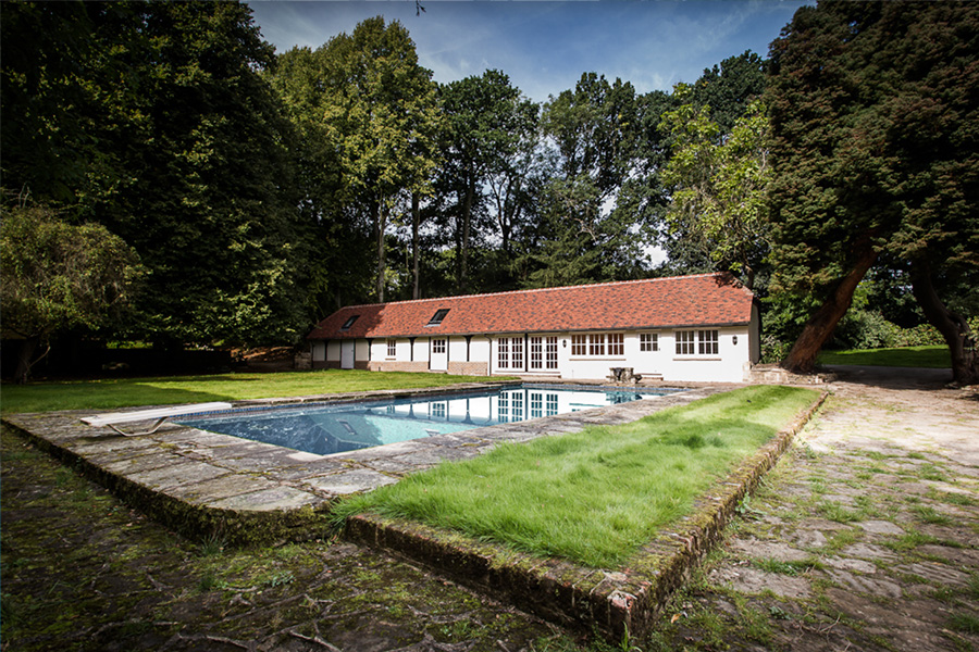 After: The finished pool house